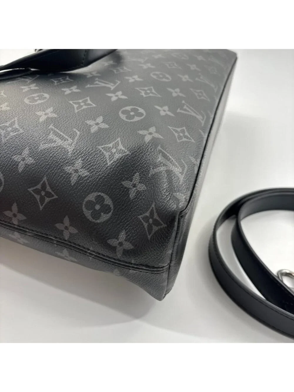 Louis Vuitton Super Explorer Monogram Eclipse Business Bag